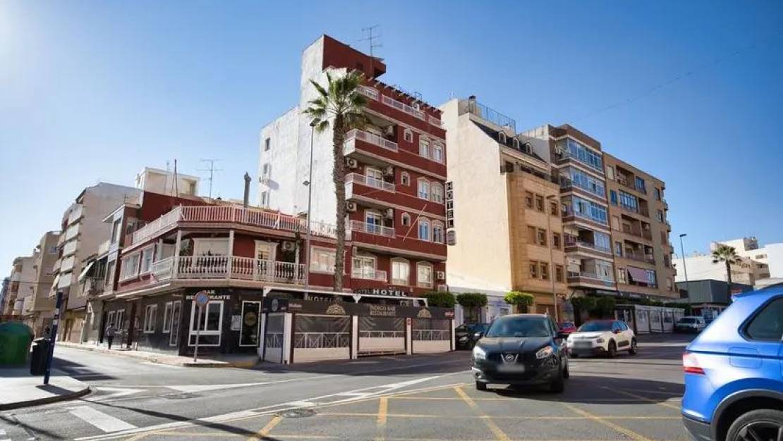 Sale - Commercial property - Torrevieja - Torrevieja Centro