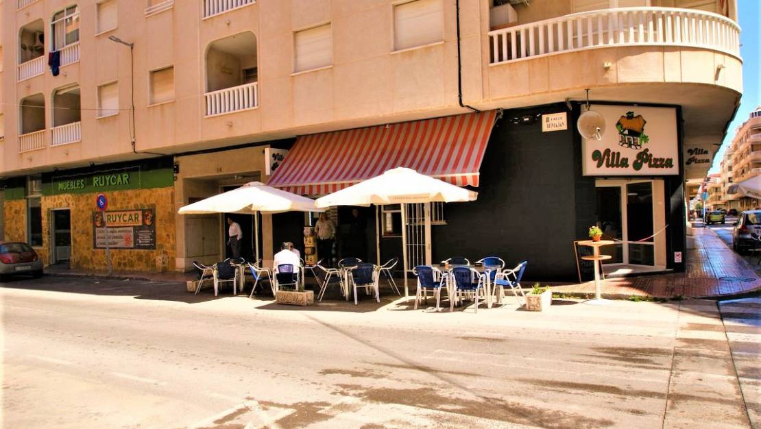 Sale - Commercial property - Torrevieja - Torrevieja Centro