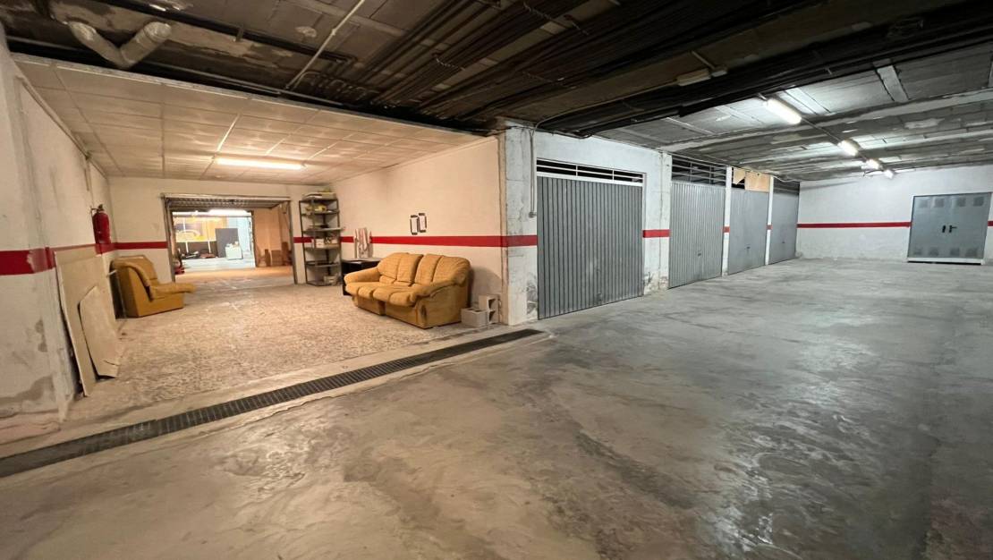 Sale - Commercial Unit - Torrevieja - Aguas nuevas 2