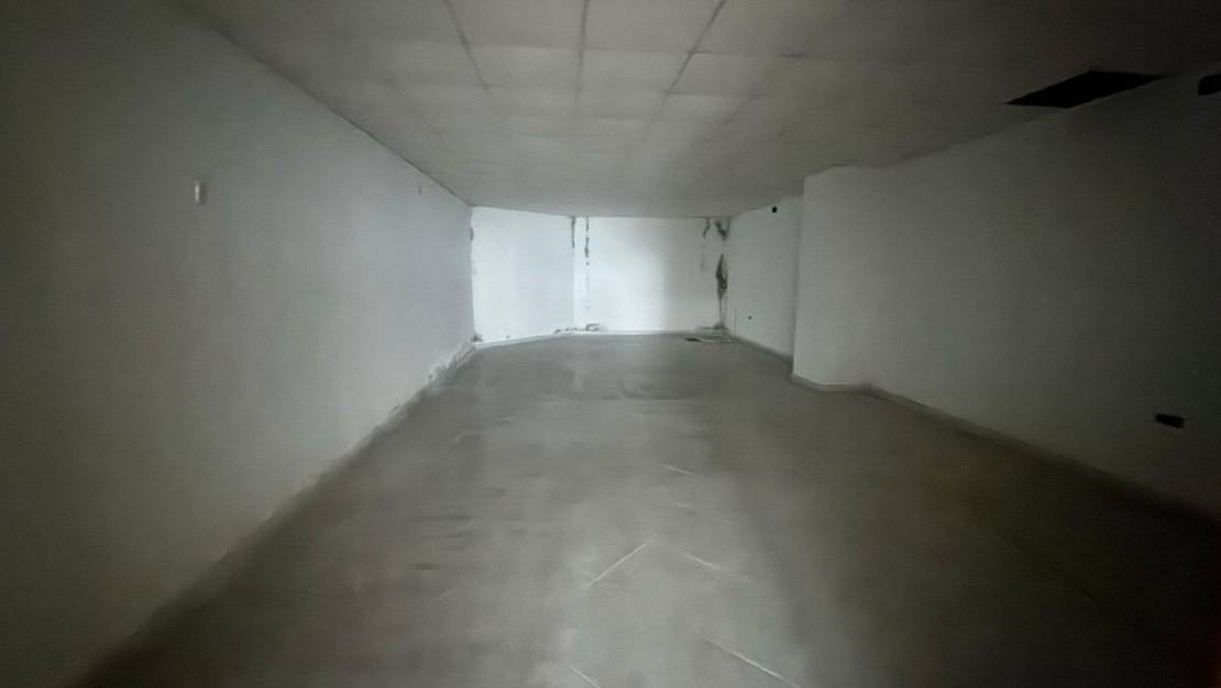 Sale - Commercial Unit - Torrevieja - Centro