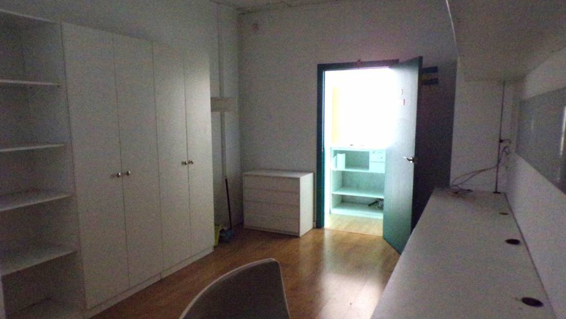 Sale - Commercial Unit - Villamartin