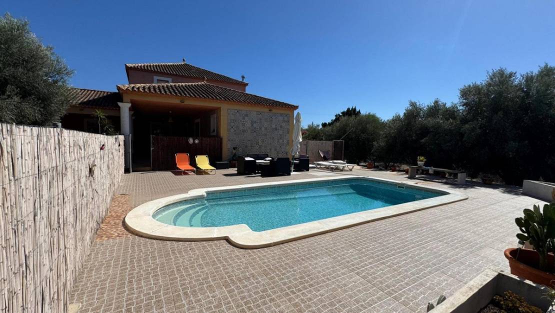 Sale - Country House - Albatera - Albatera Centro