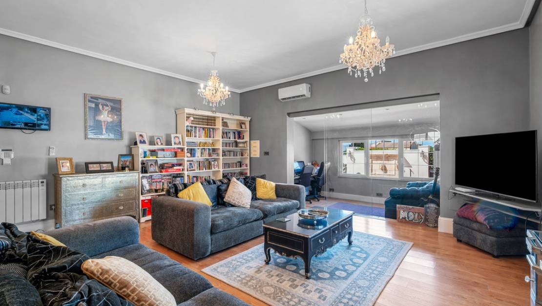 Sale - Country House - Almoradí - Almoradi Centro