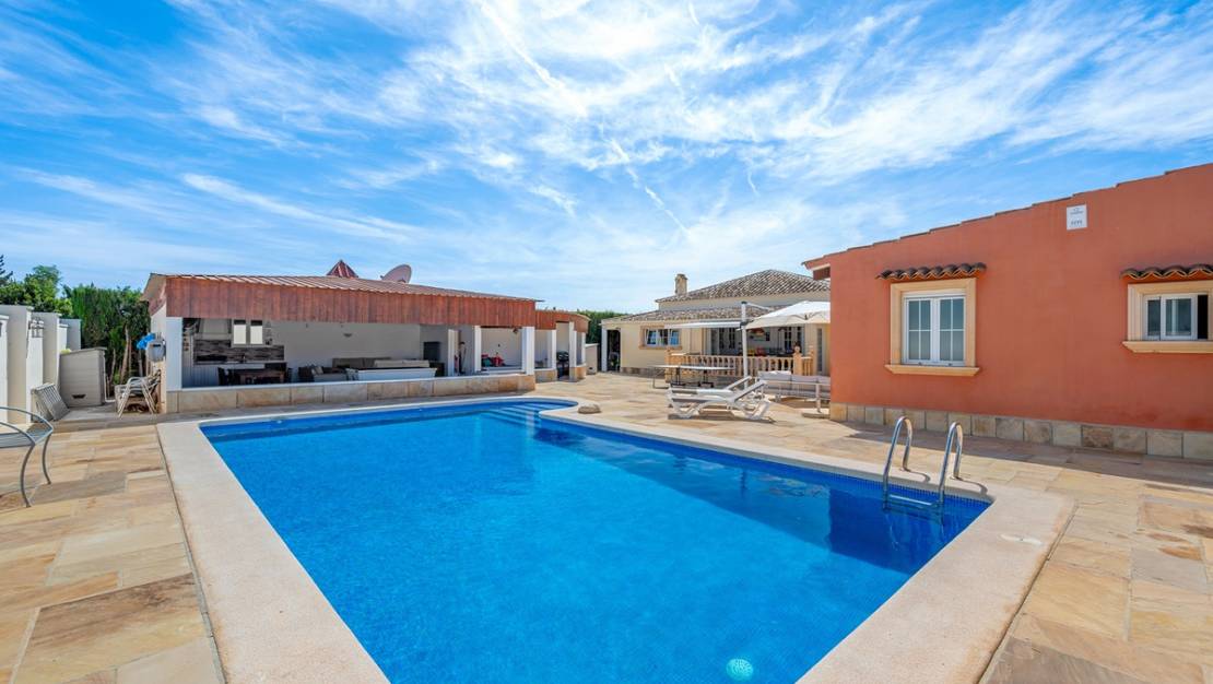 Sale - Country House - Almoradí - Almoradi Centro