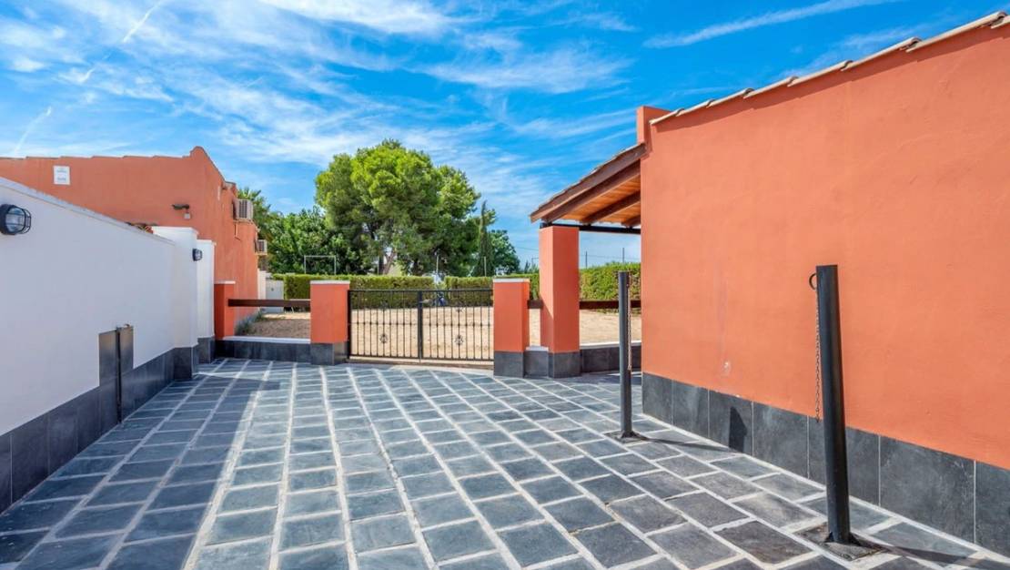 Sale - Country House - Almoradí - Heredades