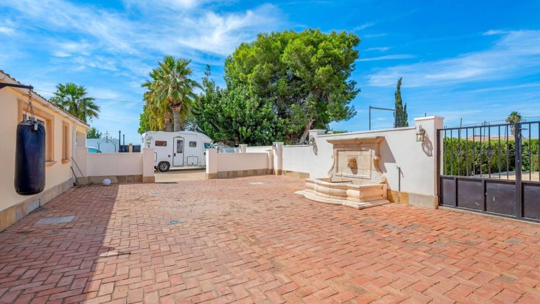 Sale - Country House - Almoradí - Heredades