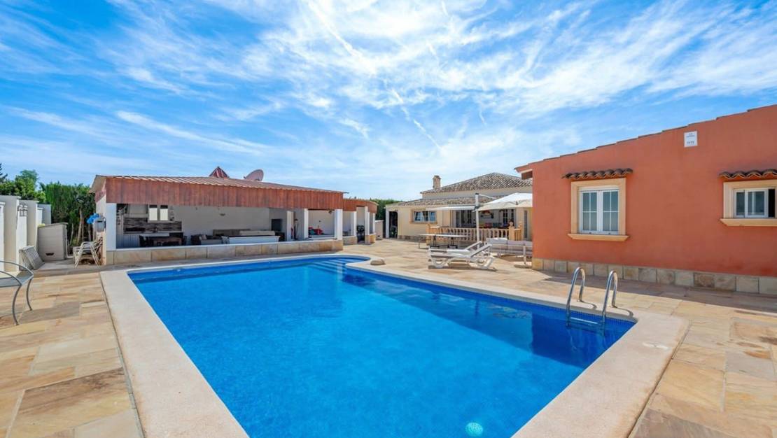 Sale - Country House - Almoradí - Heredades