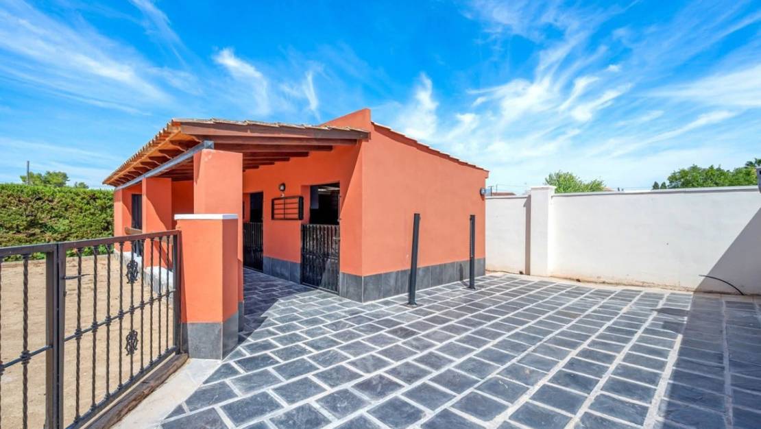 Sale - Country House - Almoradí - Heredades