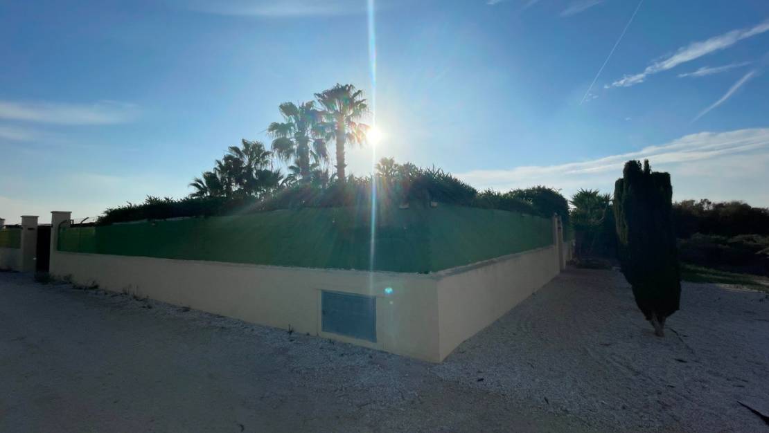 Sale - Country House - Elche - Las Bayas