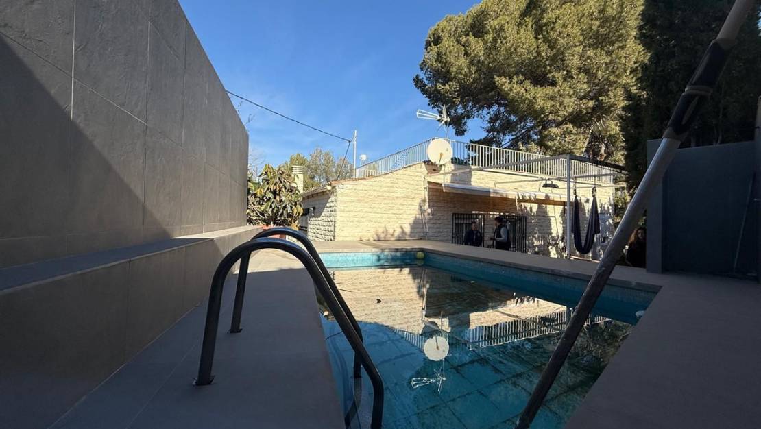 Sale - Country House - Elda - Elda Centro