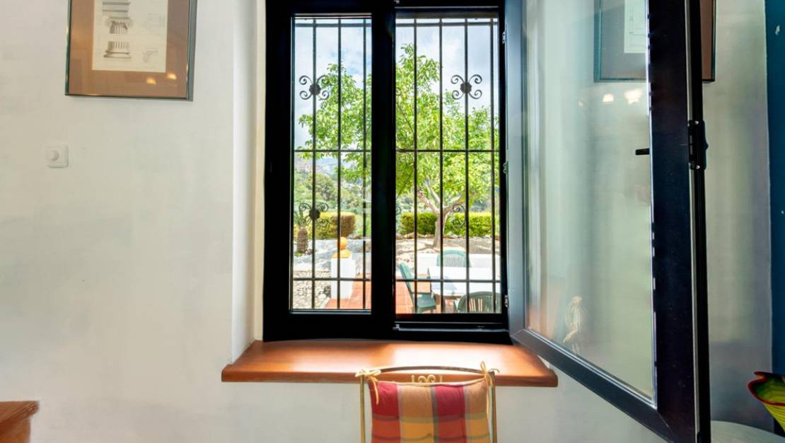 Sale - Country House - Guadalest - Guadalest Centro