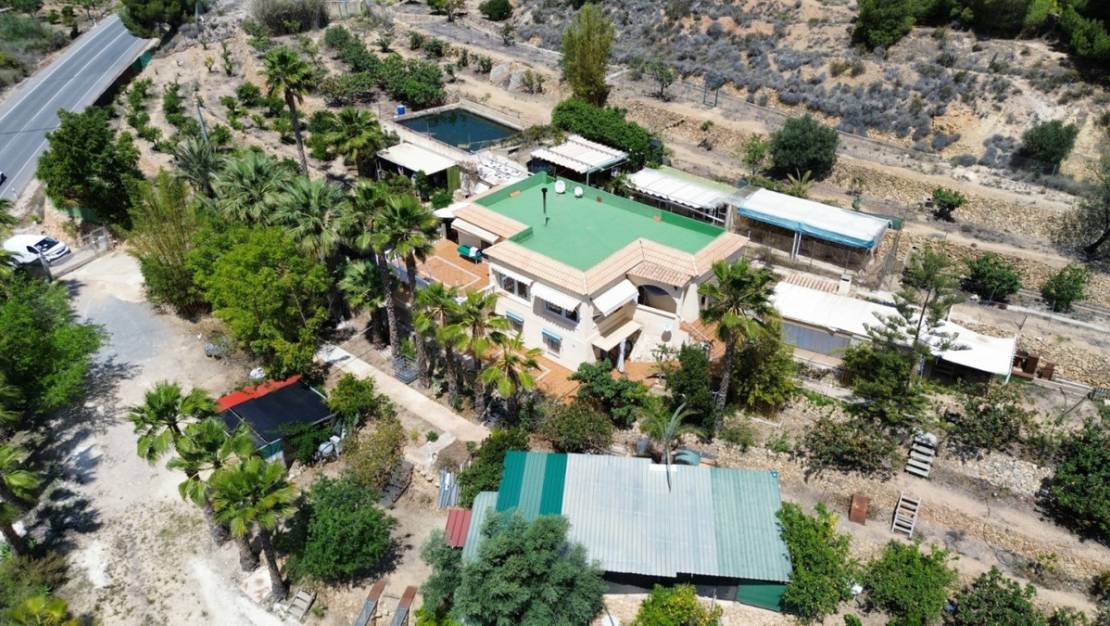 Sale - Country House - La Nucía - Cautivador