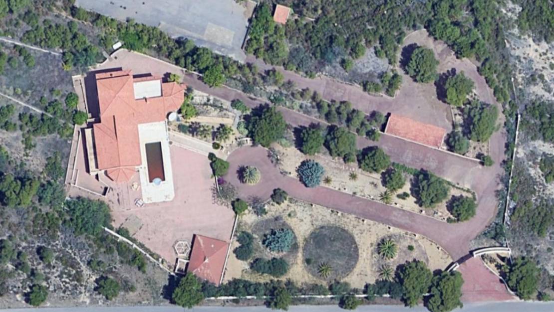 Sale - Country House - La Nucía - La Nucia Centro