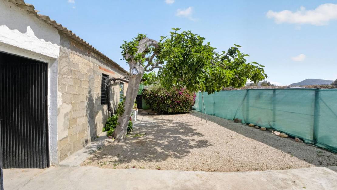 Sale - Country House - Orihuela - Desamparados-Hurchillo-Torremendo