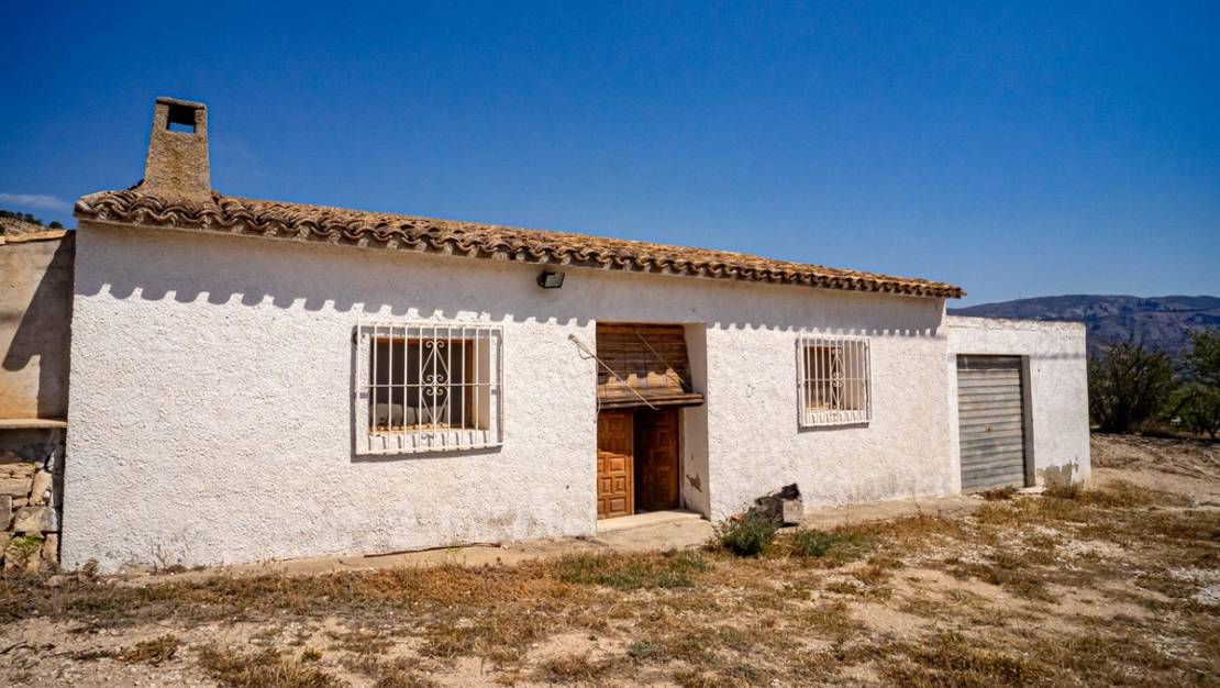 Sale - Country House - Relleu - Relleu Centro