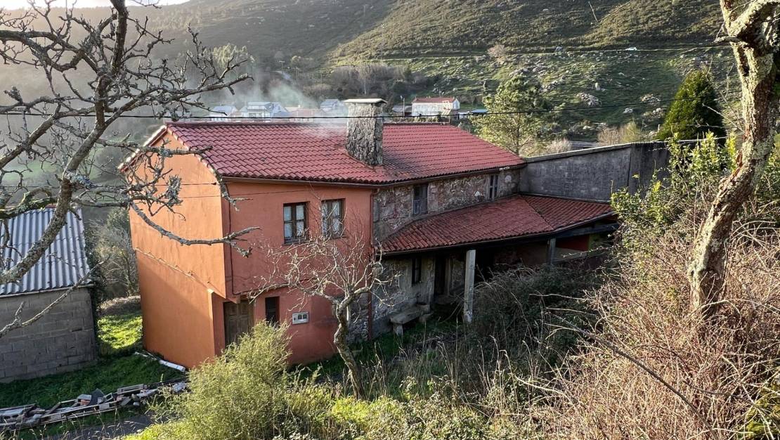 Sale - Country House - Rianxo - O arano