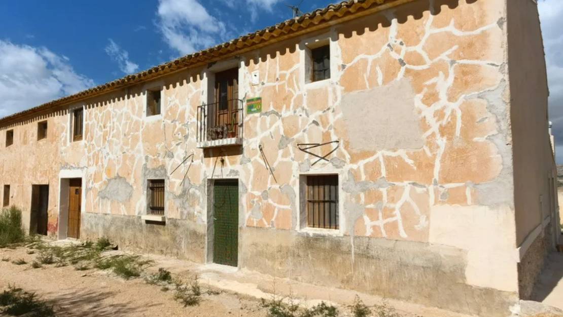 Sale - Country House - Yecla - Yecla Centro
