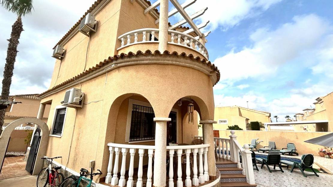 Sale - Detached House / Villa - Benijófar - Atalaya Park