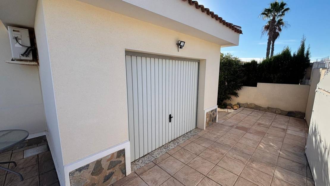 Sale - Detached House / Villa - Ciudad Quesada - La Fiesta