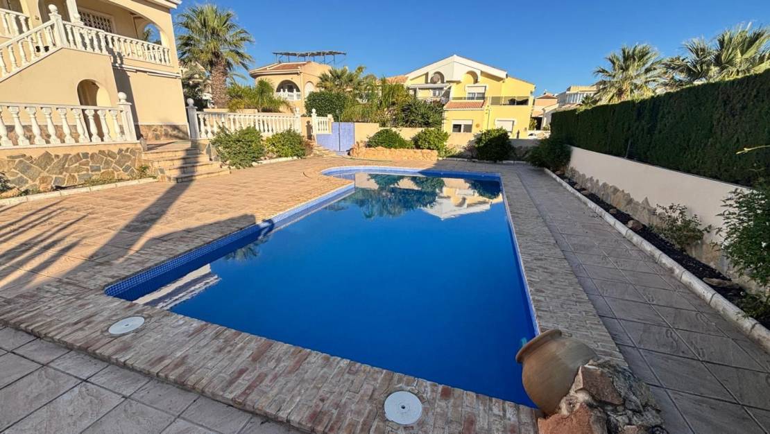 Sale - Detached House / Villa - Ciudad Quesada - La Fiesta