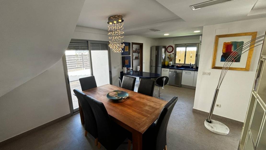 Sale - Detached House / Villa - Cox