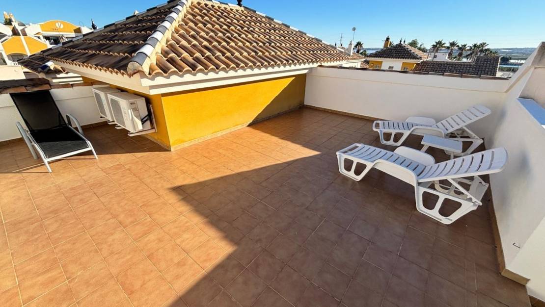 Sale - Detached House / Villa - Los Montesinos - Urbanizacion montesol