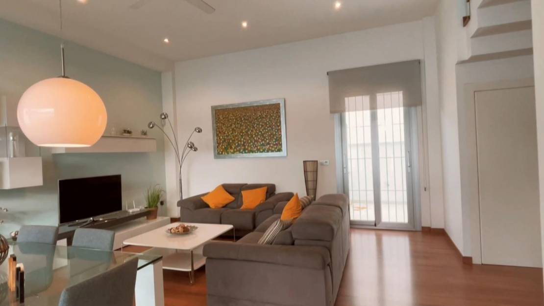 Sale - Detached House / Villa - Mil Palmeras