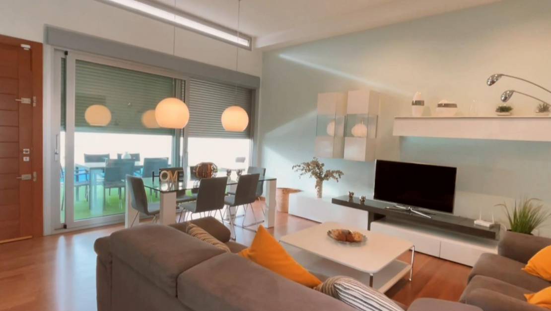 Sale - Detached House / Villa - Mil Palmeras