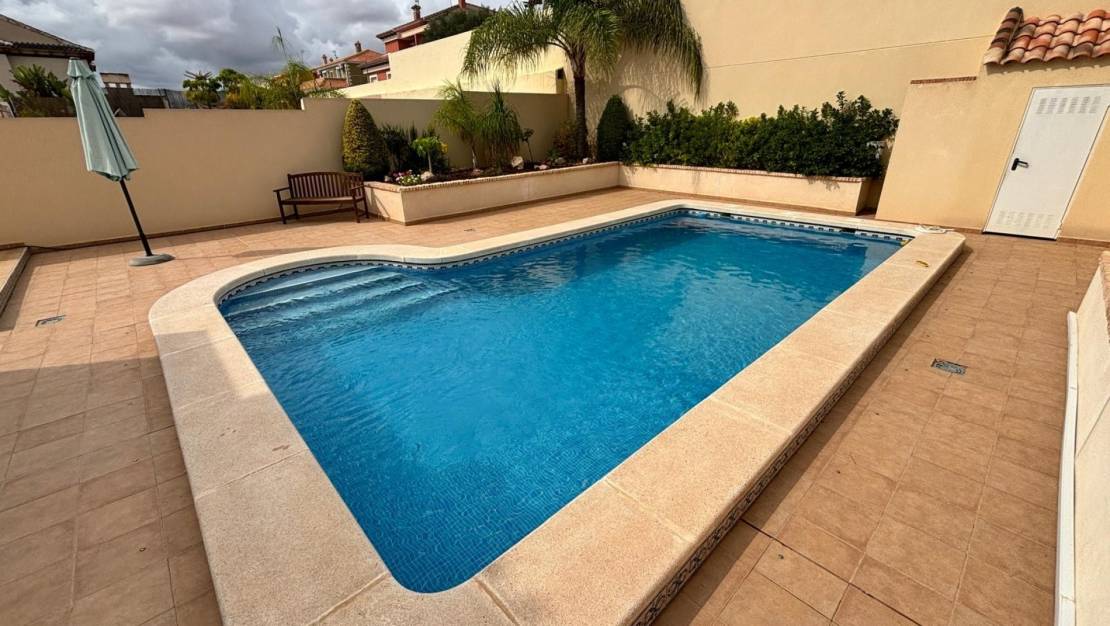 Sale - Detached House / Villa - Torrevieja Centro - Torrevieja