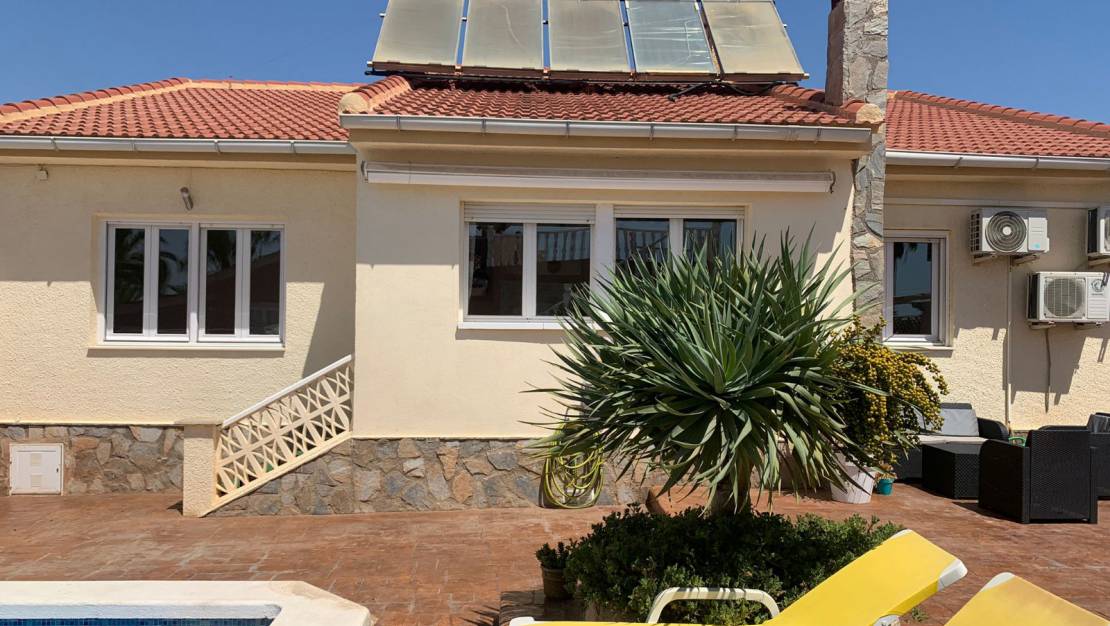 Sale - Detached Villa - Ciudad Quesada