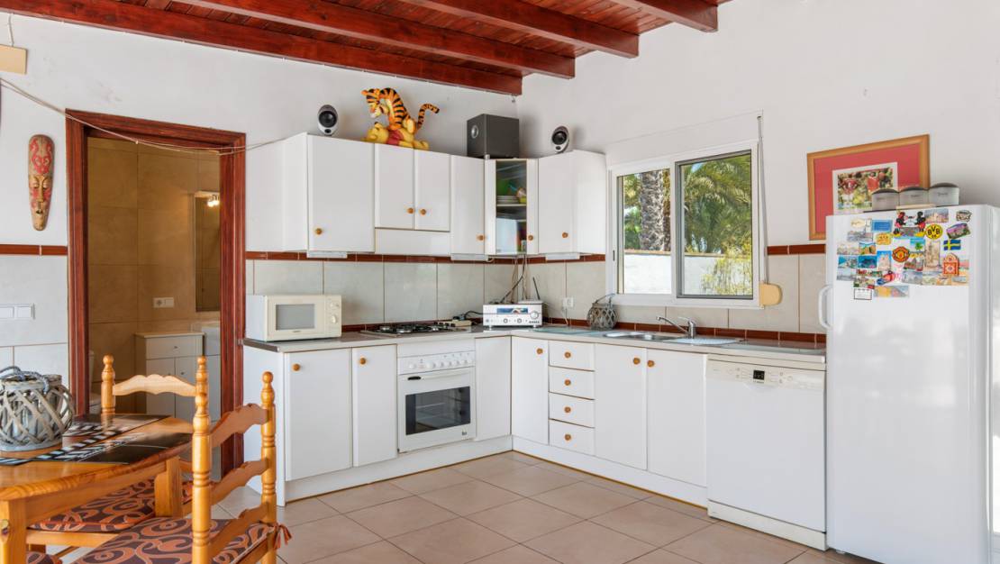 Sale - Finca / Country Property - Catral