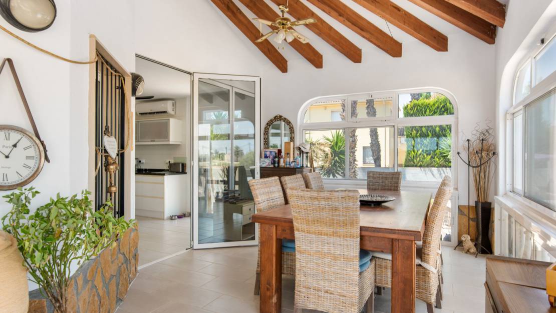Sale - Finca / Country Property - Catral