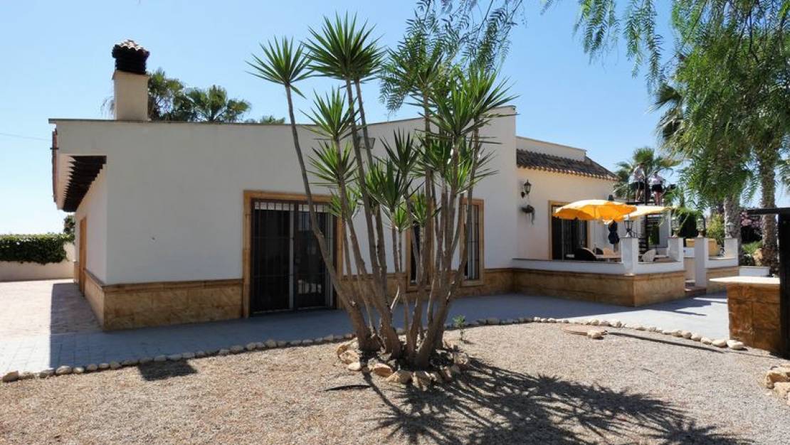 Sale - Finca - Orihuela