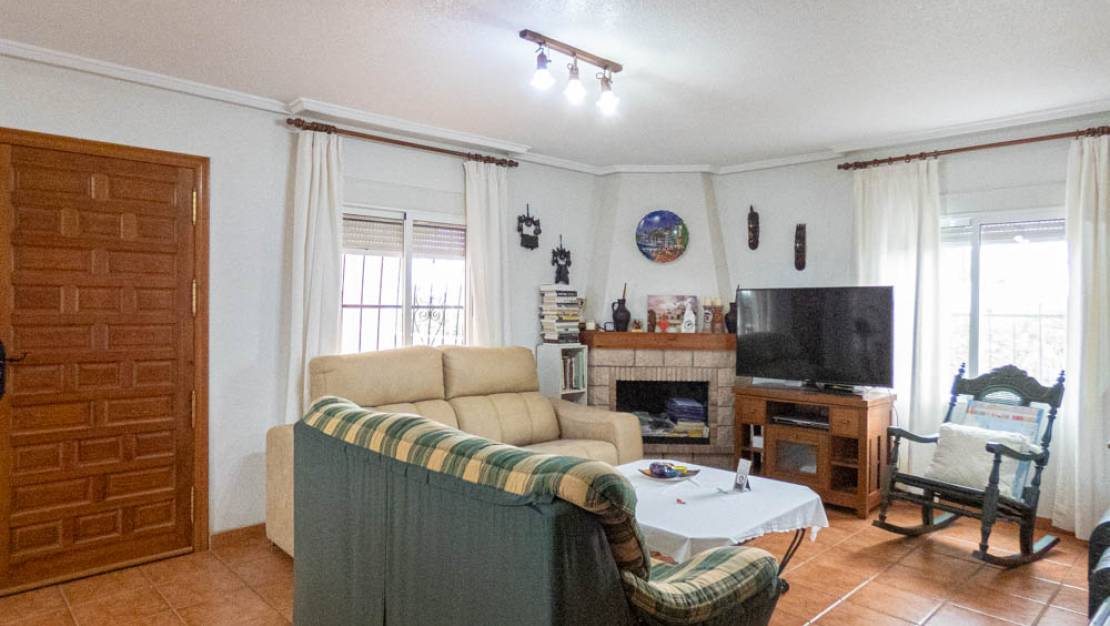 Sale - Finca - Rojales