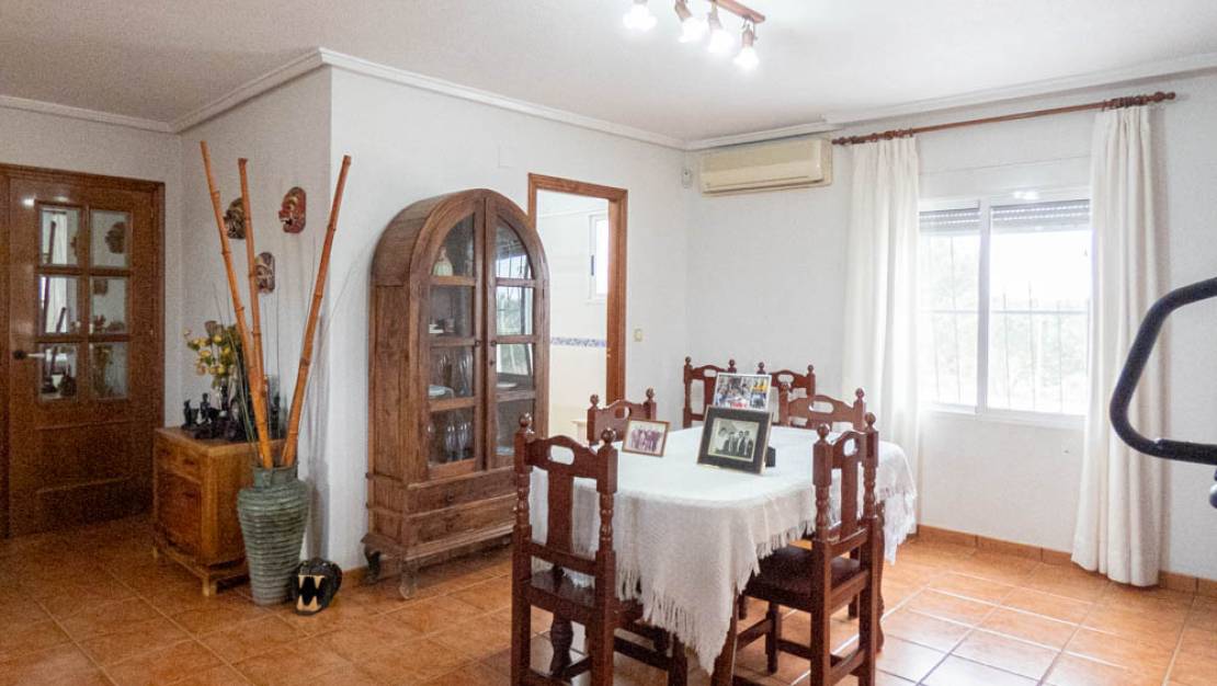 Sale - Finca - Rojales