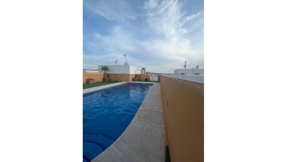 Sale - Flat - Formentera del Segura - Los Palacios