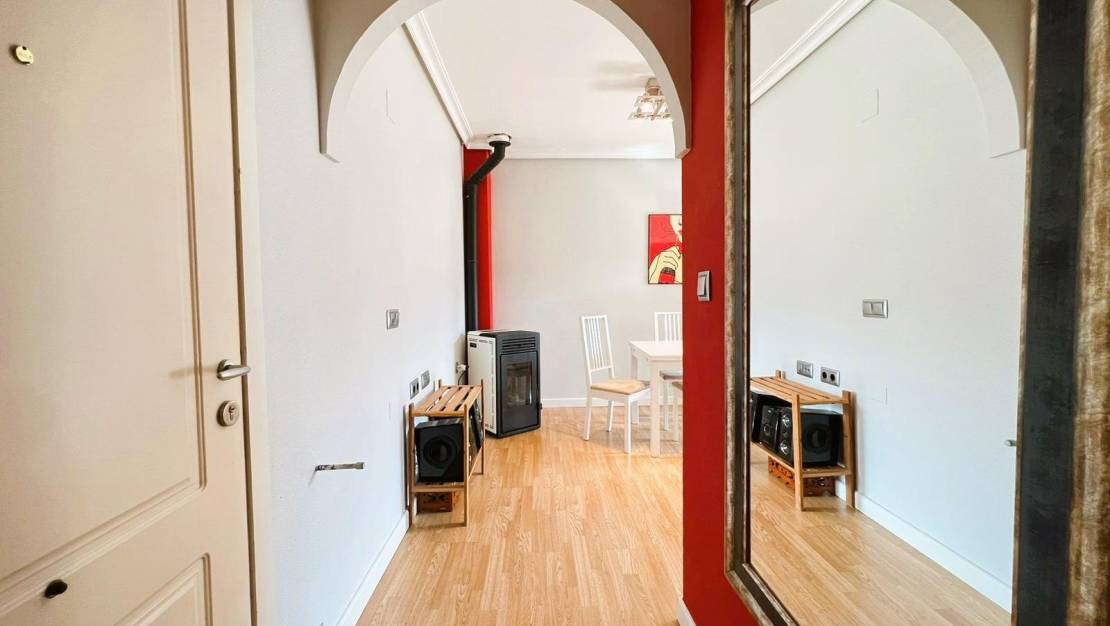 Sale - Flat - Torreaguera