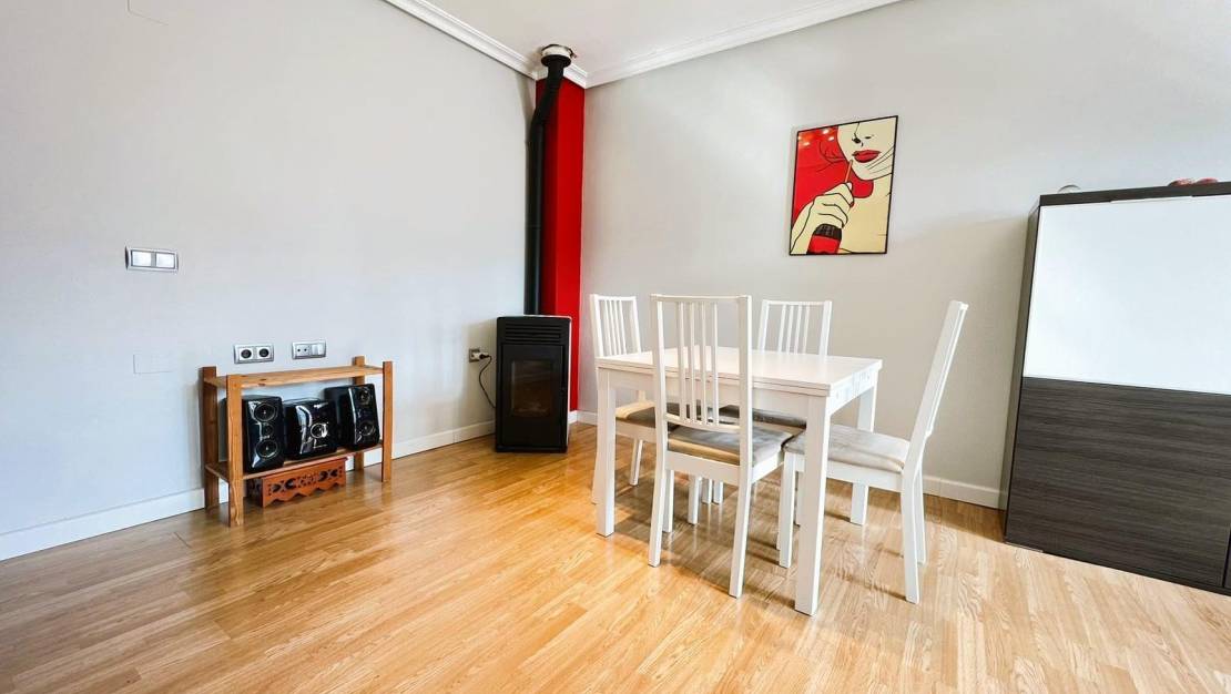 Sale - Flat - Torreaguera