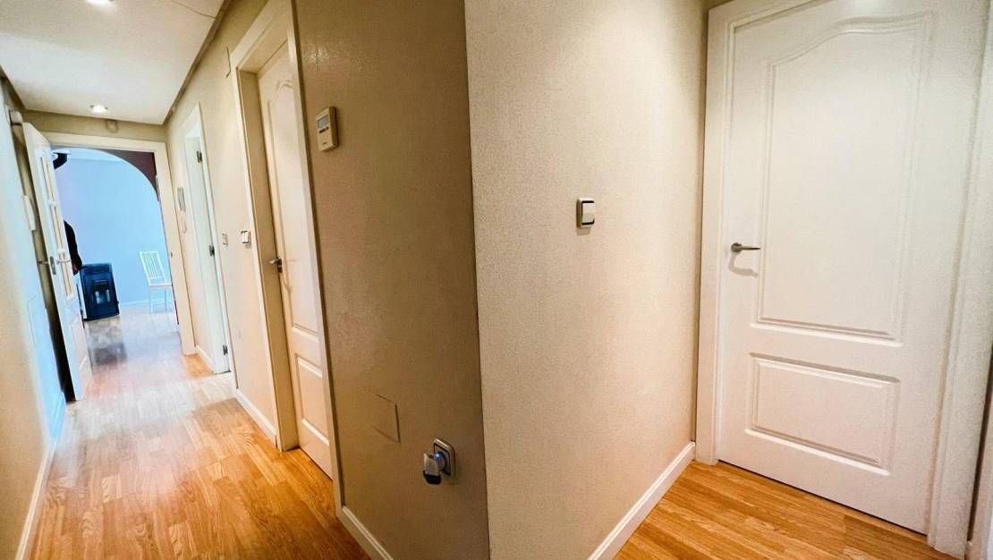 Sale - Flat - Torreaguera