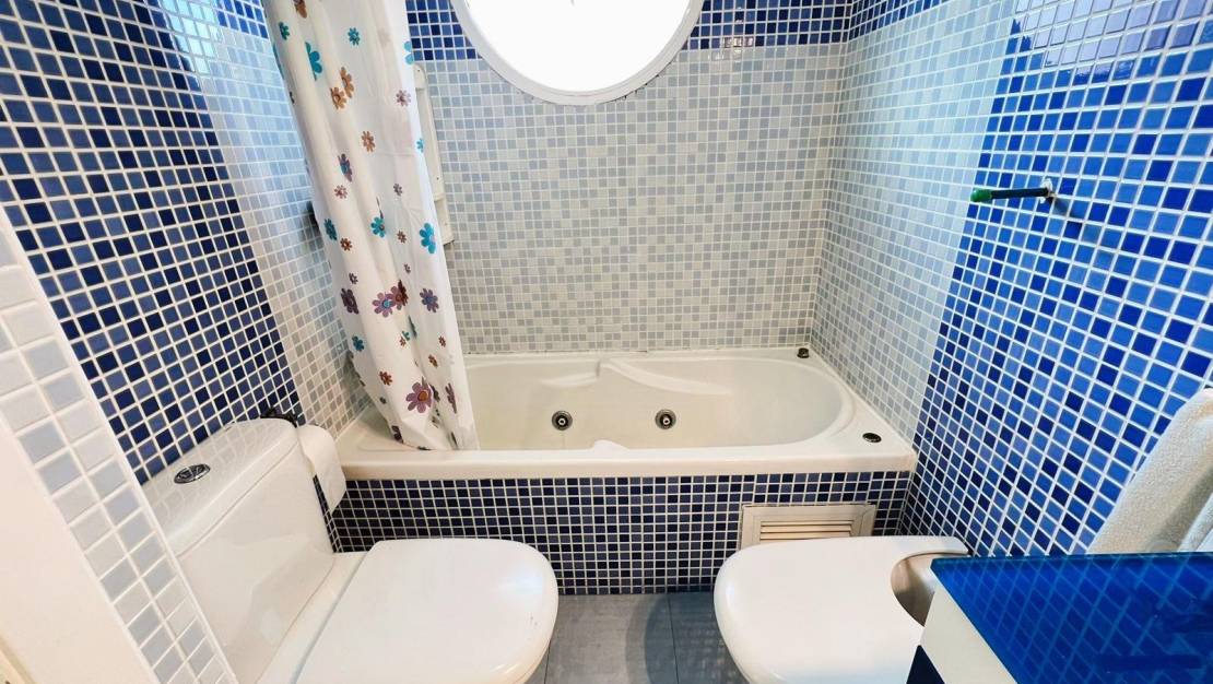 Sale - Flat - Torreaguera