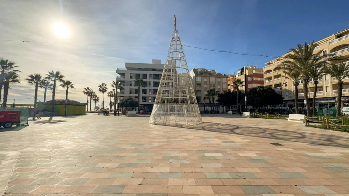 Sale - Flat - Torrevieja - La Mata