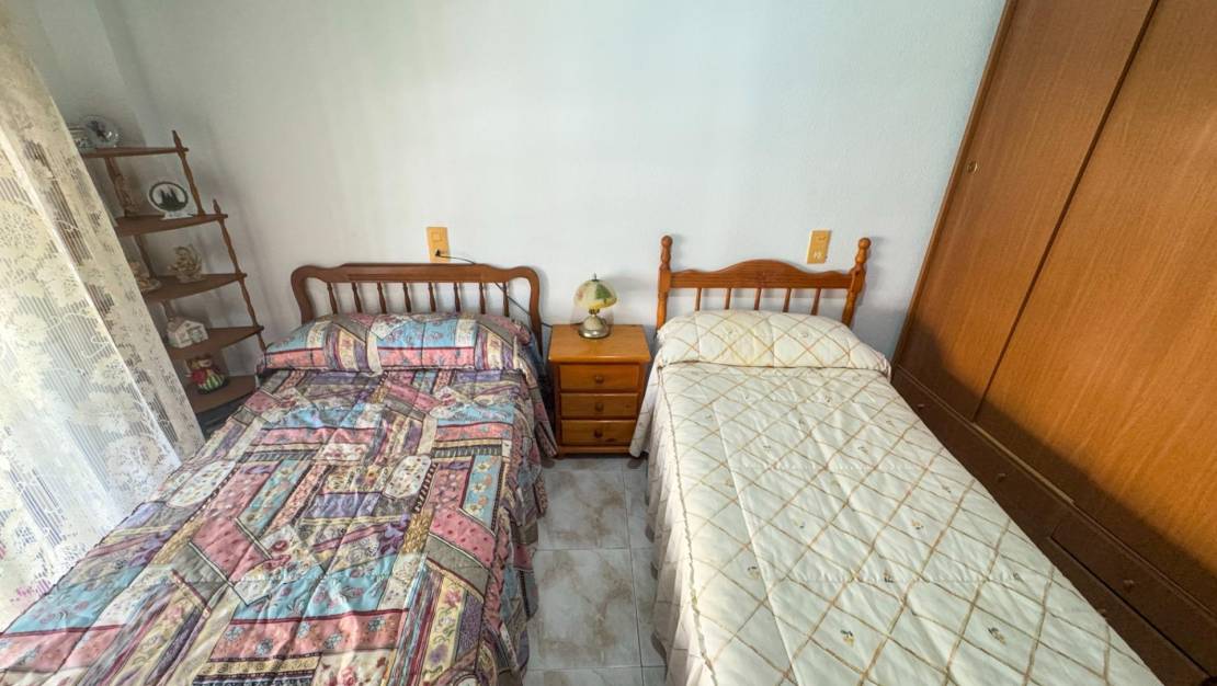 Sale - Flat - Torrevieja - La Mata