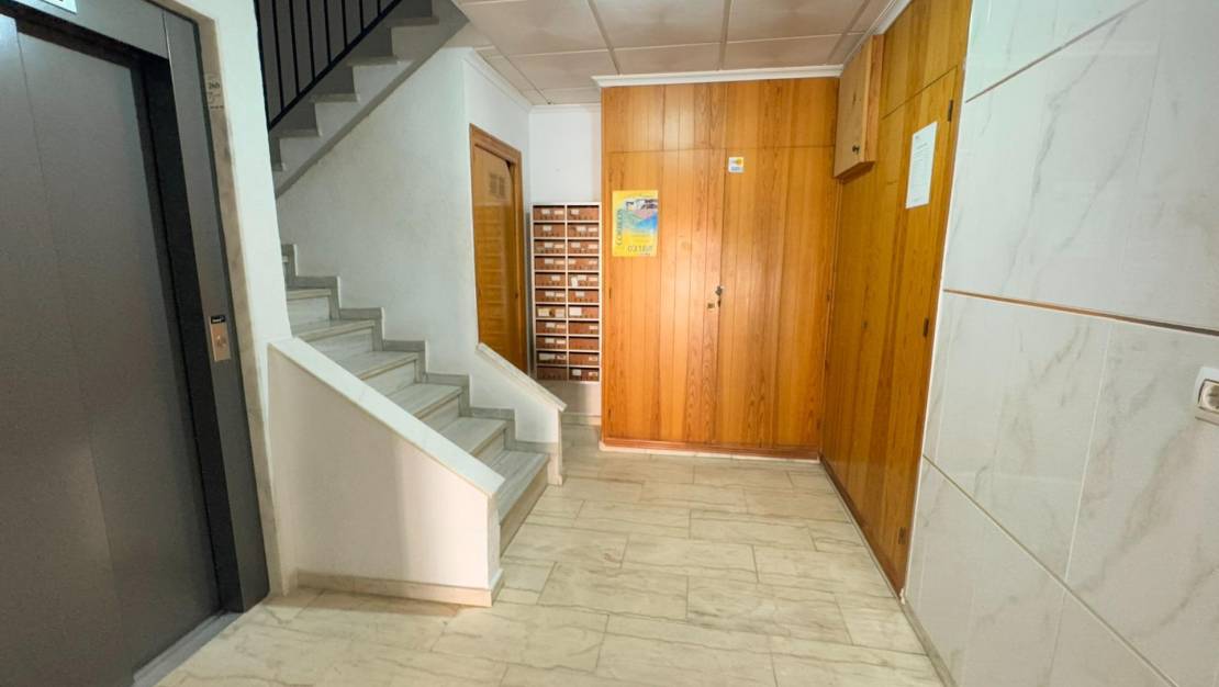 Sale - Flat - Torrevieja - La Mata