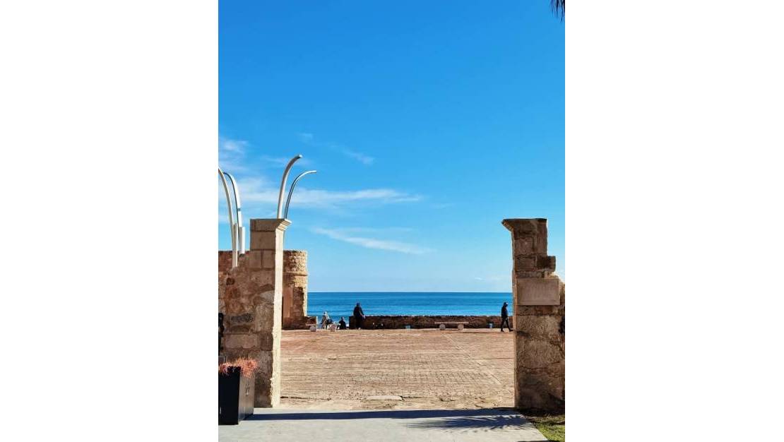 Sale - Flat - Torrevieja - La Mata