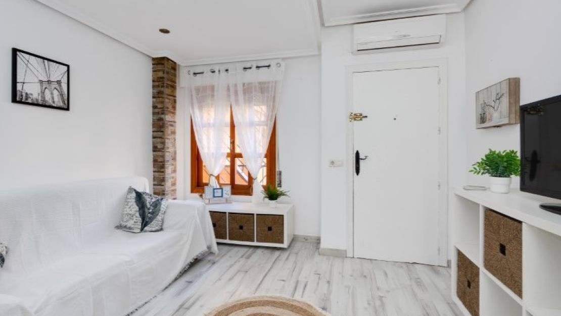 Sale - Flat - Torrevieja - Nueva Torrevieja