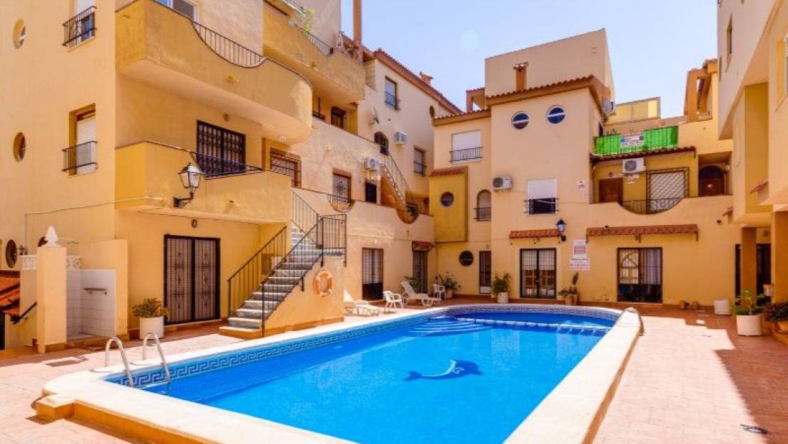 Sale - Flat - Torrevieja - Nueva Torrevieja