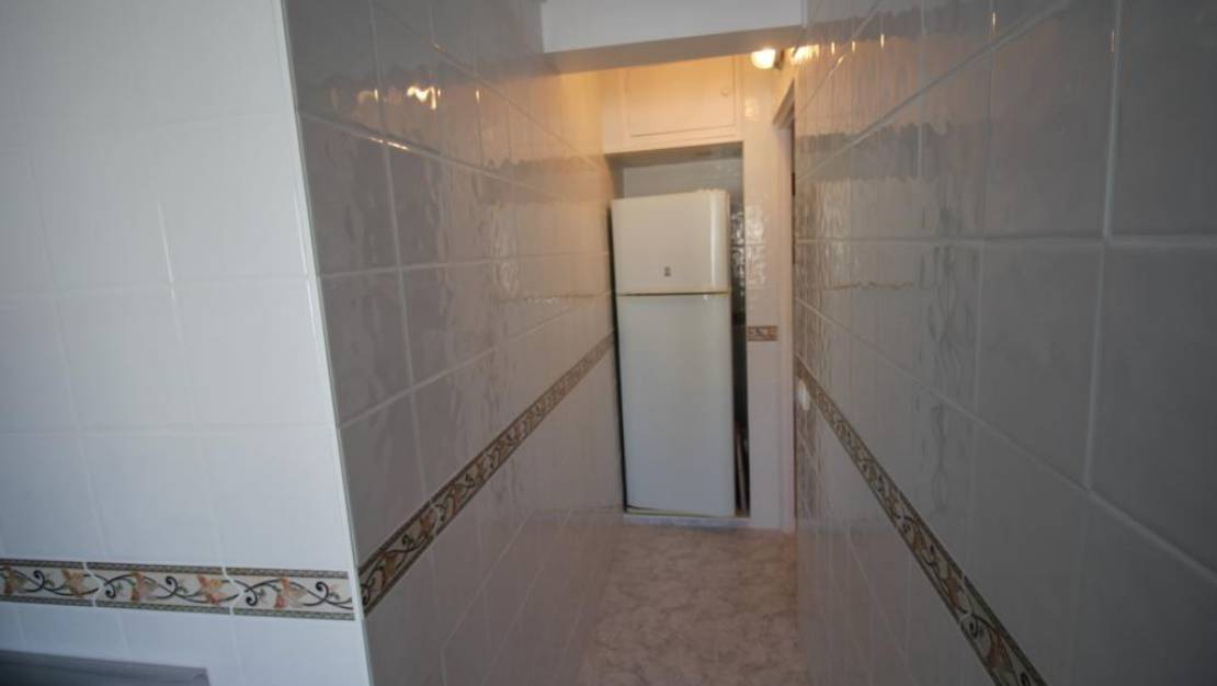 Sale - Flat - Torrevieja - Paseo maritimo