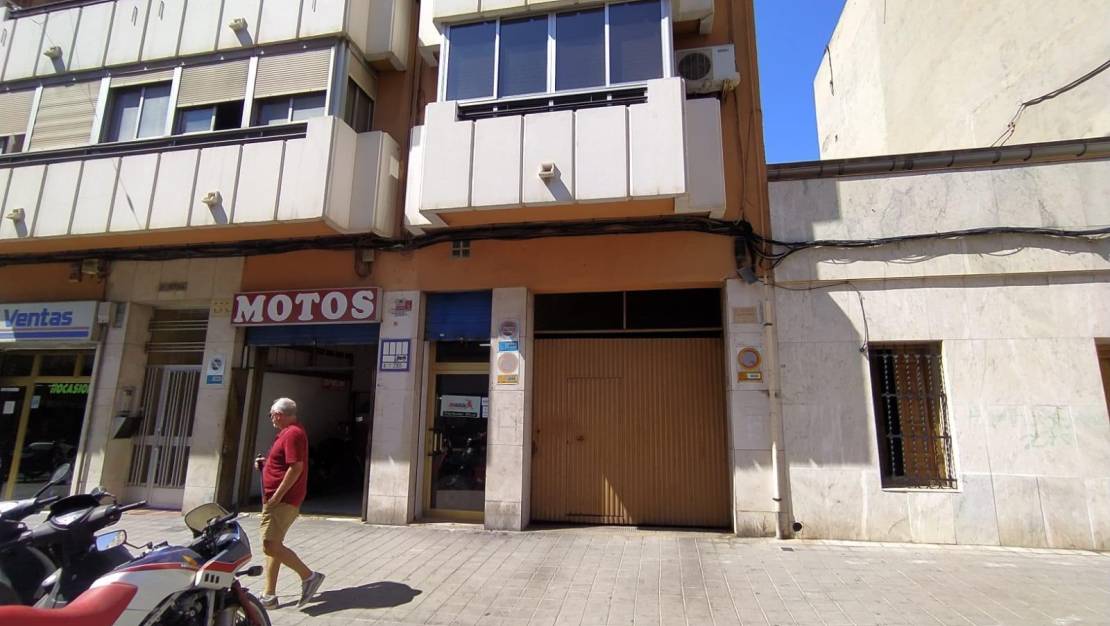 Sale - Garage - Alicante - Los ángeles
