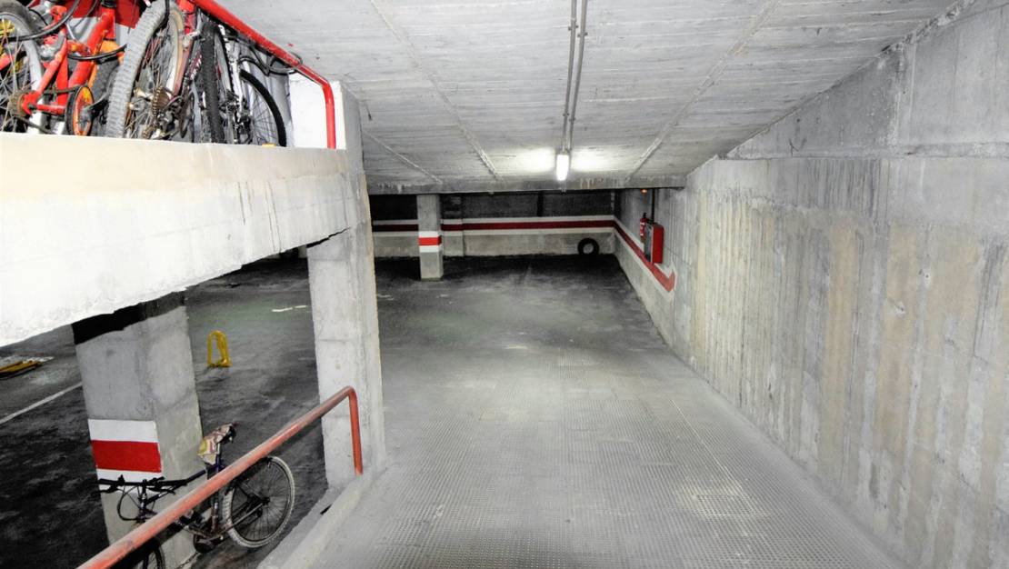 Sale - Garage - Guardamar del Segura - Guardamar del Segura Centro