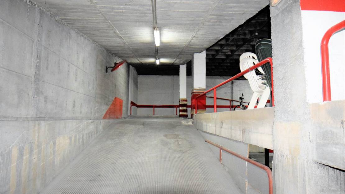 Sale - Garage - Guardamar del Segura - Guardamar del Segura Centro